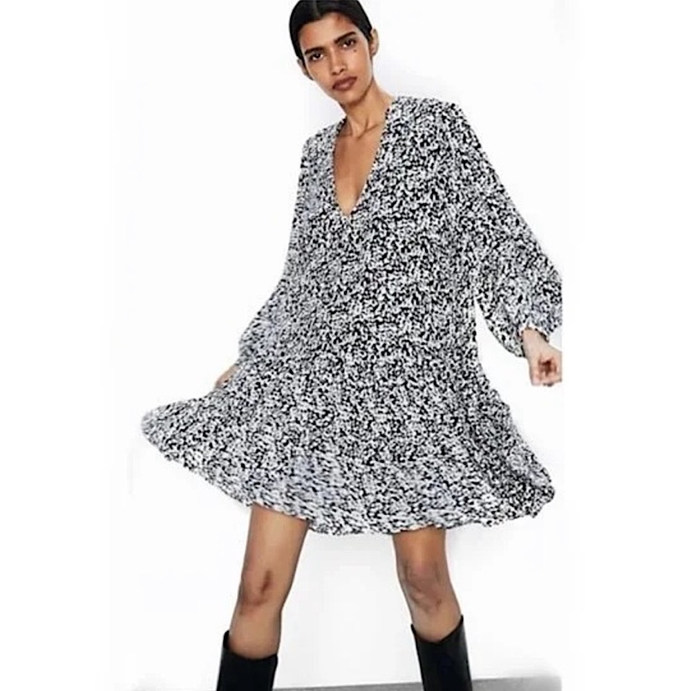 ZARA | Claris black and white long sleeve mini dress - Picture 1 of 13